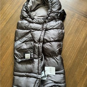 NWT 7 am stroller blanket. Very warm!